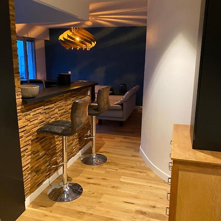 Appartement Cocooning, Design, Confort & Balcon سان دوني المظهر الخارجي الصورة